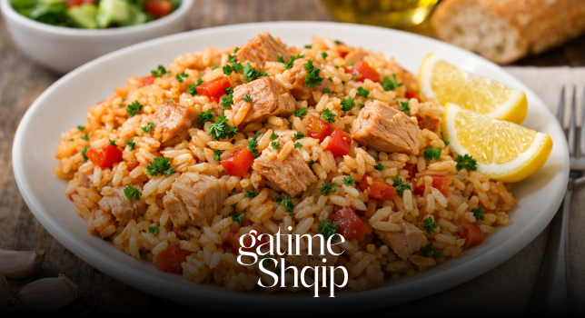 Oriz me Ton – Recetë Ekonomike dhe Plot Shije